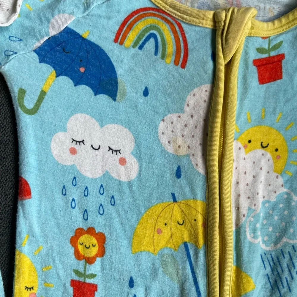 Little Sleepies Sunshower zippy - Picture 2 of 3